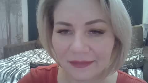 Snapshot of 3susie chatting on 02-14-26, 05:53 3susie online show from 02-14-26, 05:53