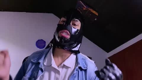 E V I L online show from 01-09-26, 09:05