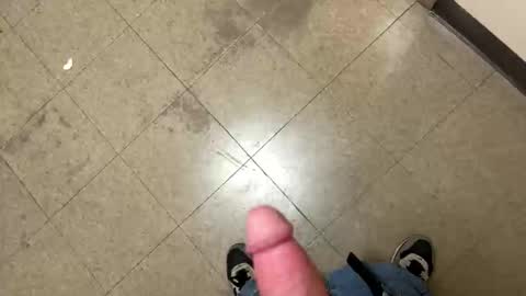 Snapshot of 420_johnnystamina chatting on 10-31-25, 04:41 420_johnnystamina online show from 10-31-25, 04:41