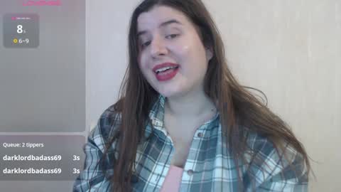 Snapshot of 444____ chatting on 12-21-24, 11:01 Katya online show from 12-21-24, 11:01