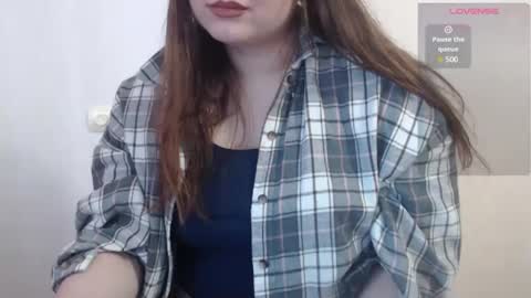 Snapshot of 444____ chatting on 01-07-25, 06:59 Katya online show from 01-07-25, 06:59