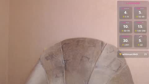 Snapshot of 444____ chatting on 02-08-25, 02:27 Katya online show from 02-08-25, 02:27