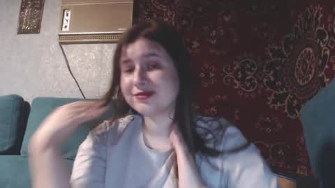 Snapshot of 444____ chatting on 10-19-25, 07:14 Katya online show from 10-19-25, 07:14