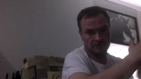 Snapshot of 4djmoore chatting on 03-10-26, 02:16 4djmoore online show from 03-10-26, 02:16