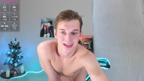 Snapshot of 4ever_dude chatting on 01-07-25, 06:27 Andrew online show from 01-07-25, 06:27