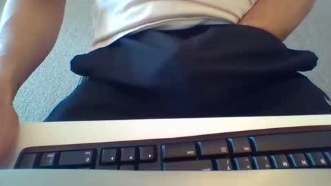 Snapshot of 4glz chatting on 11-16-25, 02:06 4glz online show from 11-16-25, 02:06