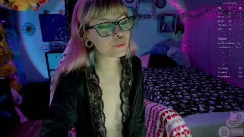 Mo online show from 09-24-25, 01:58