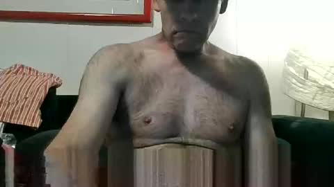 Snapshot of 4nuf chatting on 04-23-26, 08:11 4nuf online show from 04-23-26, 08:11