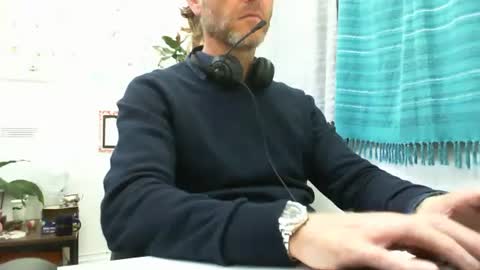 555tony555 online show from 03-07-25, 02:15