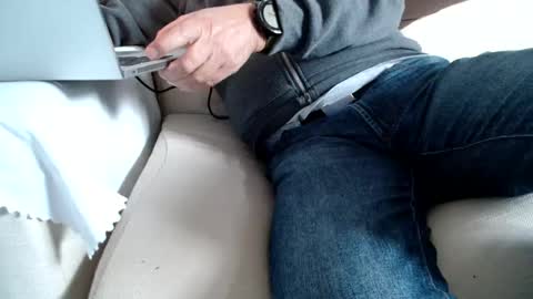 F E L I X -  -  F O ll O W      M E  online show from 12-27-24, 02:43