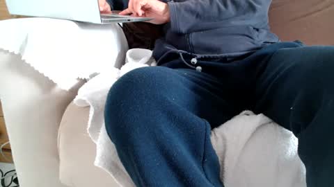 F E L I X -  -  F O ll O W      M E  online show from 01-06-25, 12:46