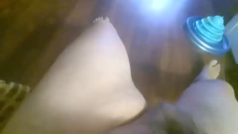 Snapshot of 5tone_bon3 chatting on 01-12-25, 11:58 5tone_bon3 online show from 01-12-25, 11:58