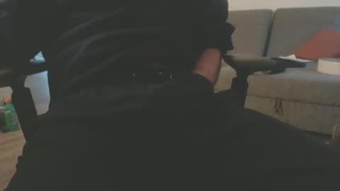 Snapshot of 64293boy chatting on 02-09-25, 04:18 64293boy online show from 02-09-25, 04:18