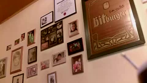 Snapshot of 64shorty chatting on 11-25-25, 07:30 64shorty online show from 11-25-25, 07:30