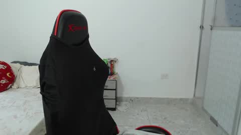 lucero online show from 02-07-25, 08:53