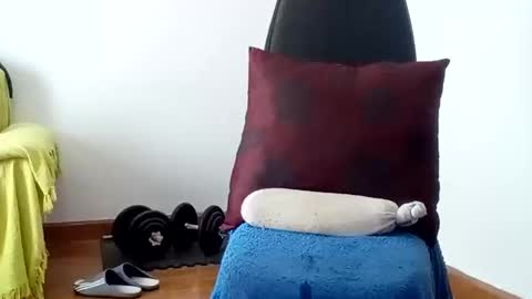 69angelito69 online show from 10-02-25, 02:35