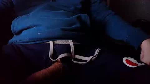 Snapshot of 6inchgirth12 chatting on 12-20-25, 04:52 6inchgirth12 online show from 12-20-25, 04:52