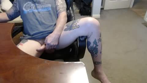 Snapshot of 70paborn chatting on 06-15-26, 06:10 MASTIFF online show from 06-15-26, 06:10