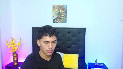 Snapshot of 7alan chatting on 09-25-25, 01:15 Alan online show from 09-25-25, 01:15