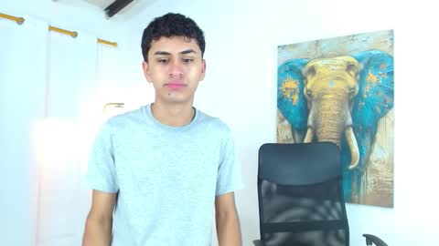 Snapshot of 7alan chatting on 10-04-25, 12:58 Alan online show from 10-04-25, 12:58