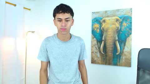 Snapshot of 7alan chatting on 10-12-25, 12:59 Alan online show from 10-12-25, 12:59