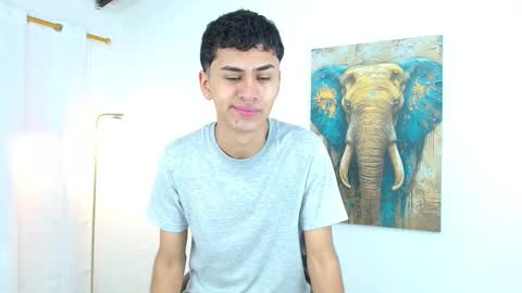 Snapshot of 7alan chatting on 10-20-25, 01:00 Alan online show from 10-20-25, 01:00