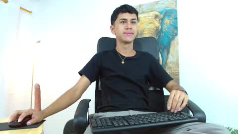 Snapshot of 7alan chatting on 11-09-25, 01:09 Alan online show from 11-09-25, 01:09