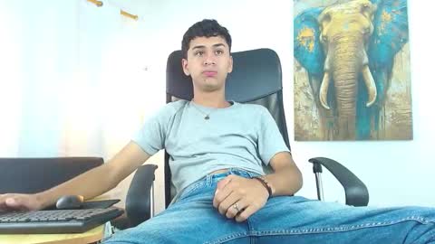 Snapshot of 7alan chatting on 11-21-25, 01:10 Alan online show from 11-21-25, 01:10