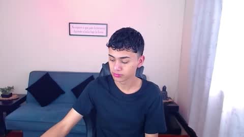 Snapshot of 7alan chatting on 12-16-25, 12:54 Alan online show from 12-16-25, 12:54