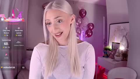 Snapshot of 7loren_wood7 chatting on 12-05-25, 04:25 Loren Wood online show from 12-05-25, 04:25