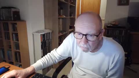  Papi  online show from 02-19-26, 06:59