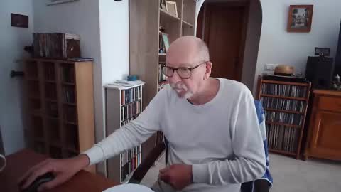  Papi  online show from 04-25-26, 07:44