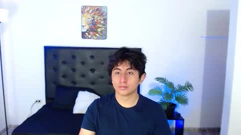 Snapshot of 7zyan chatting on 12-03-25, 01:53 zyan online show from 12-03-25, 01:53