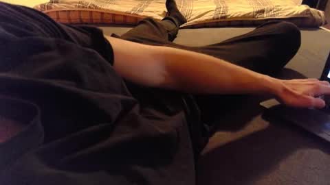 Snapshot of 87johnny chatting on 12-24-24, 08:05 87johnny online show from 12-24-24, 08:05