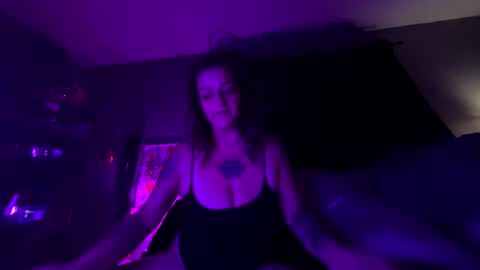 That girl online show from 11-01-25, 09:44