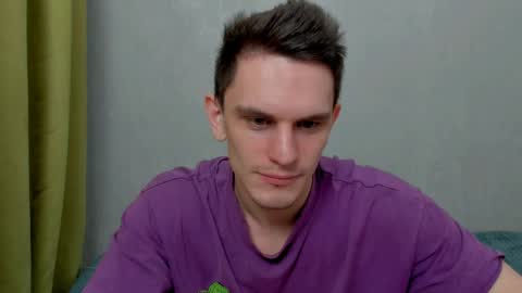 8_altair_8 online show from 02-19-25, 06:10