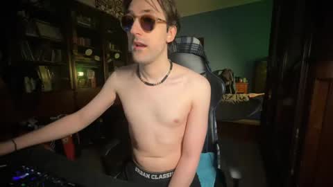 Snapshot of 91stefisexy91 chatting on 01-05-25, 03:02 91stefisexy91 online show from 01-05-25, 03:02