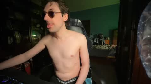 Snapshot of 91stefisexy91 chatting on 01-05-25, 09:47 91stefisexy91 online show from 01-05-25, 09:47