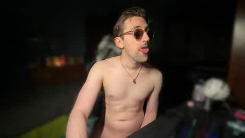 Snapshot of 91stefisexy91 chatting on 10-03-25, 10:18 91stefisexy91 online show from 10-03-25, 10:18