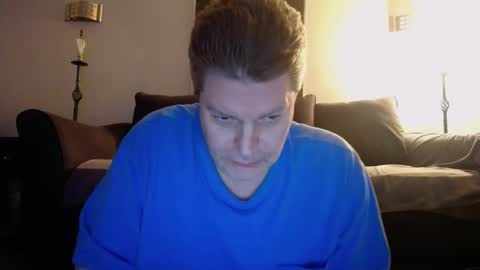 Snapshot of 989guy chatting on 02-02-25, 11:00 989guy online show from 02-02-25, 11:00