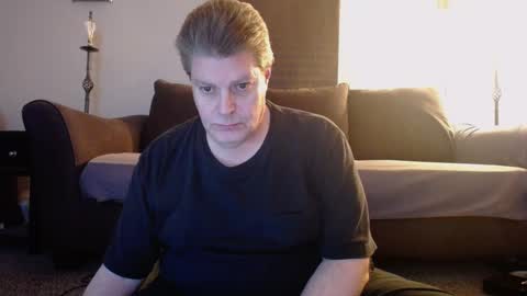 Snapshot of 989guy chatting on 02-08-25, 11:02 989guy online show from 02-08-25, 11:02