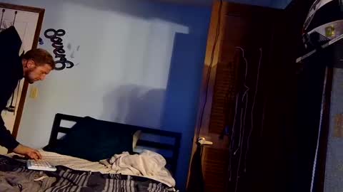 Snapshot of 9_25 chatting on 12-06-24, 03:41 8over6 online show from 12-06-24, 03:41