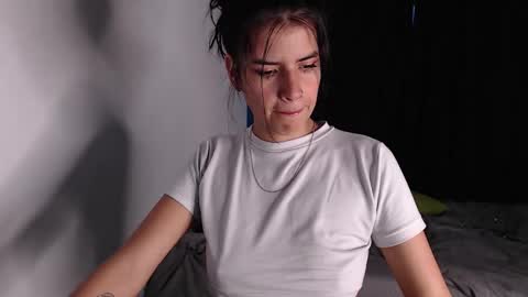 Snapshot of 9sophie_rosse chatting on 11-15-25, 04:47 sofi 3 online show from 11-15-25, 04:47