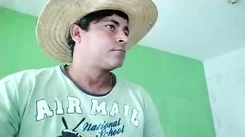 9vinhocamshow online show from 01-17-25, 11:17