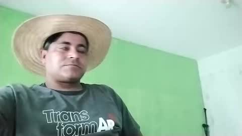 9vinhocamshow online show from 02-15-25, 11:39