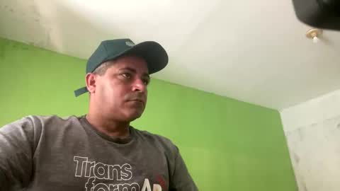 9vinhocamshow online show from 12-15-25, 11:36