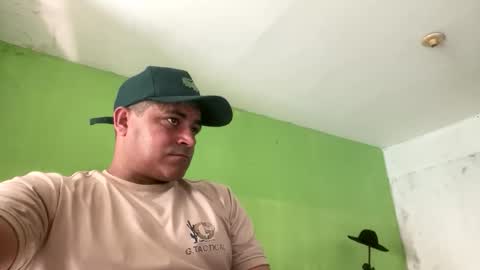 9vinhocamshow online show from 02-17-26, 11:40