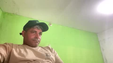 9vinhocamshow online show from 04-25-26, 12:02