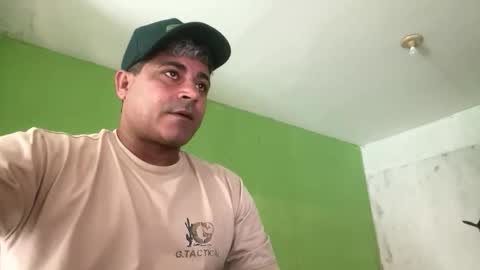 9vinhocamshow online show from 04-28-26, 11:37