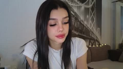 Snapshot of 9west chatting on 09-09-25, 11:21 KARINA online show from 09-09-25, 11:21